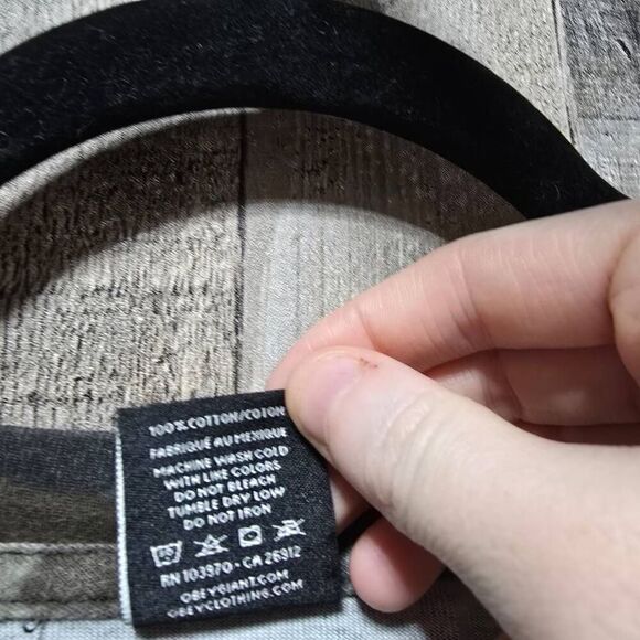 Obey Propoganda Vertical Camo T-Shirt - Picture 6 of 6